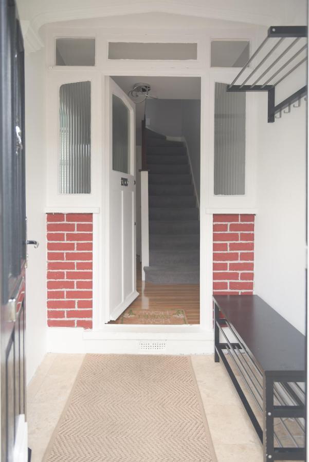 Knollmead House Vila Surbiton Exterior foto